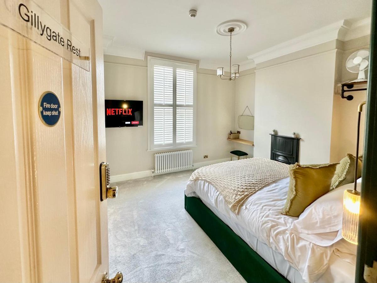 Gillygate Rest Apartment York Bagian luar foto