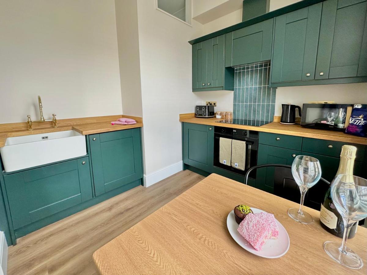 Gillygate Rest Apartment York Bagian luar foto