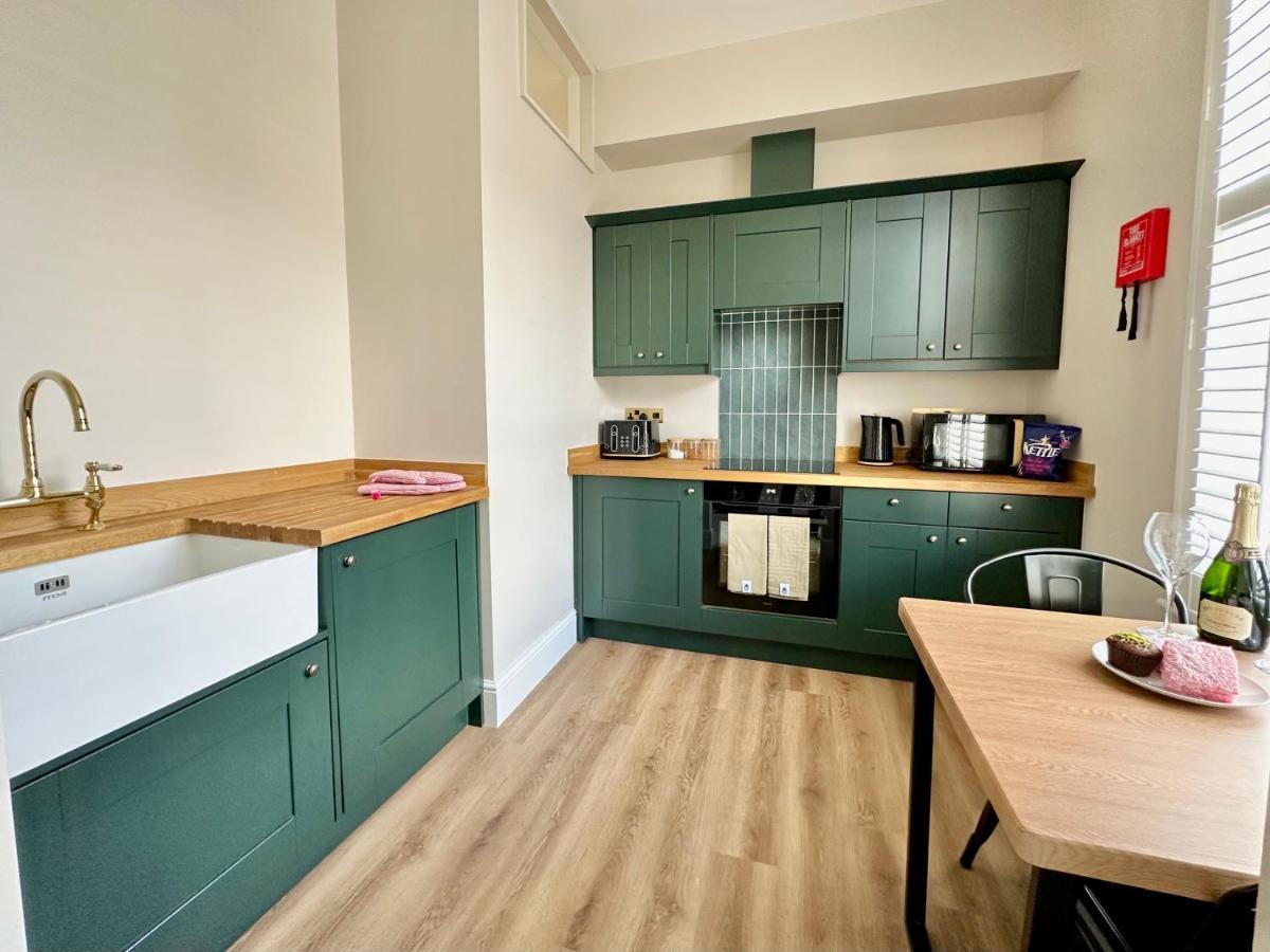 Gillygate Rest Apartment York Bagian luar foto